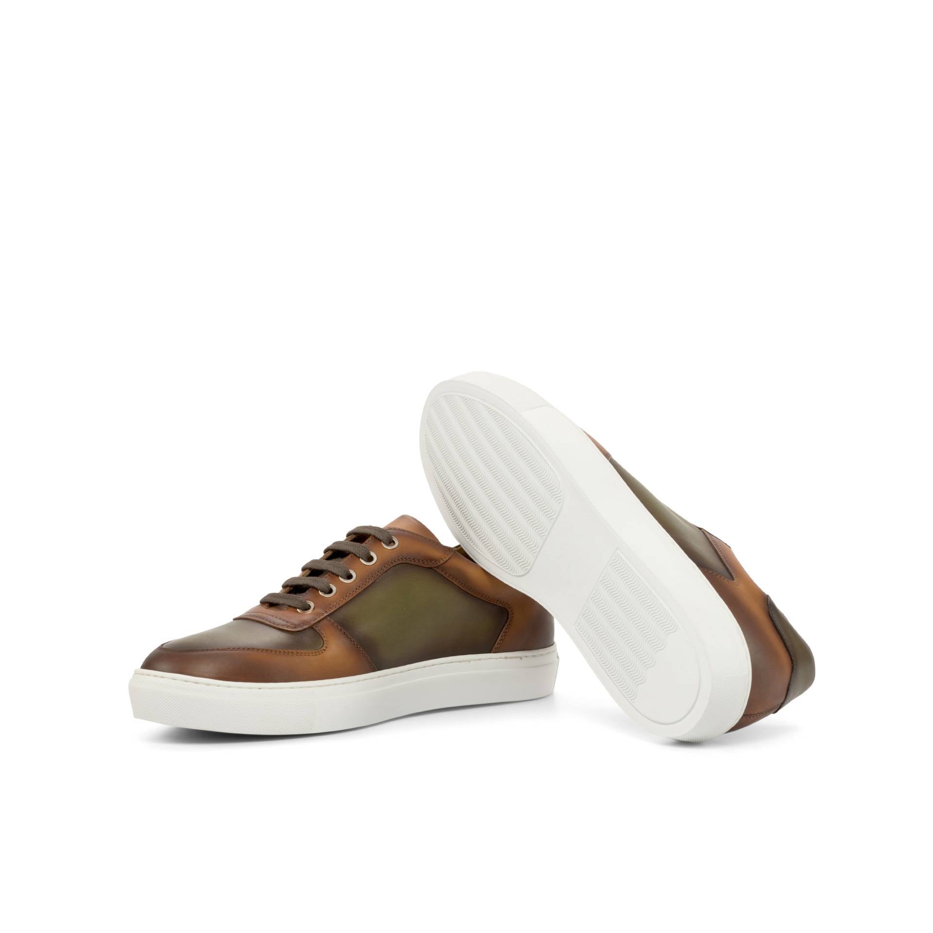 The Ashland Ave. Low Top Sneaker No. 4922 - Image 2