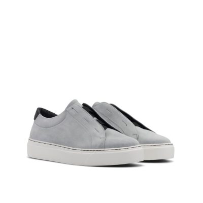 The Cambridge Ave. Laceless Sneaker No.8320